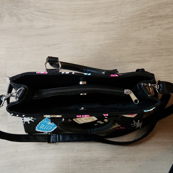 Claire's crossbody purse - Picture 4 of 5